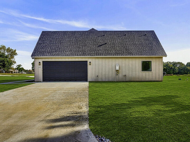 Property Photo: 121 Welch Hill Top Rd TX 75901