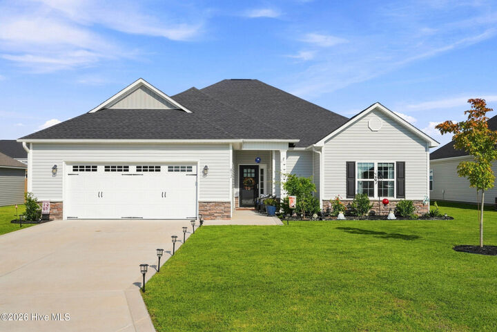Property Photo:  812 Gemini Court  NC 28546 