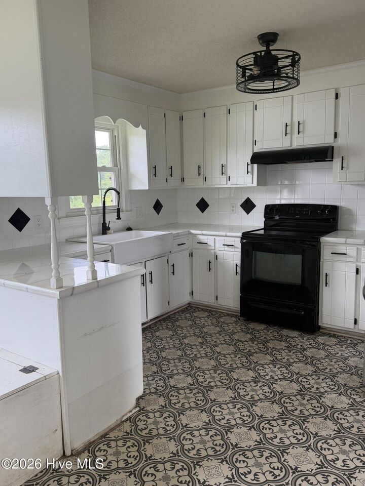 Property Photo:  623 Moore Town Road  NC 27888 