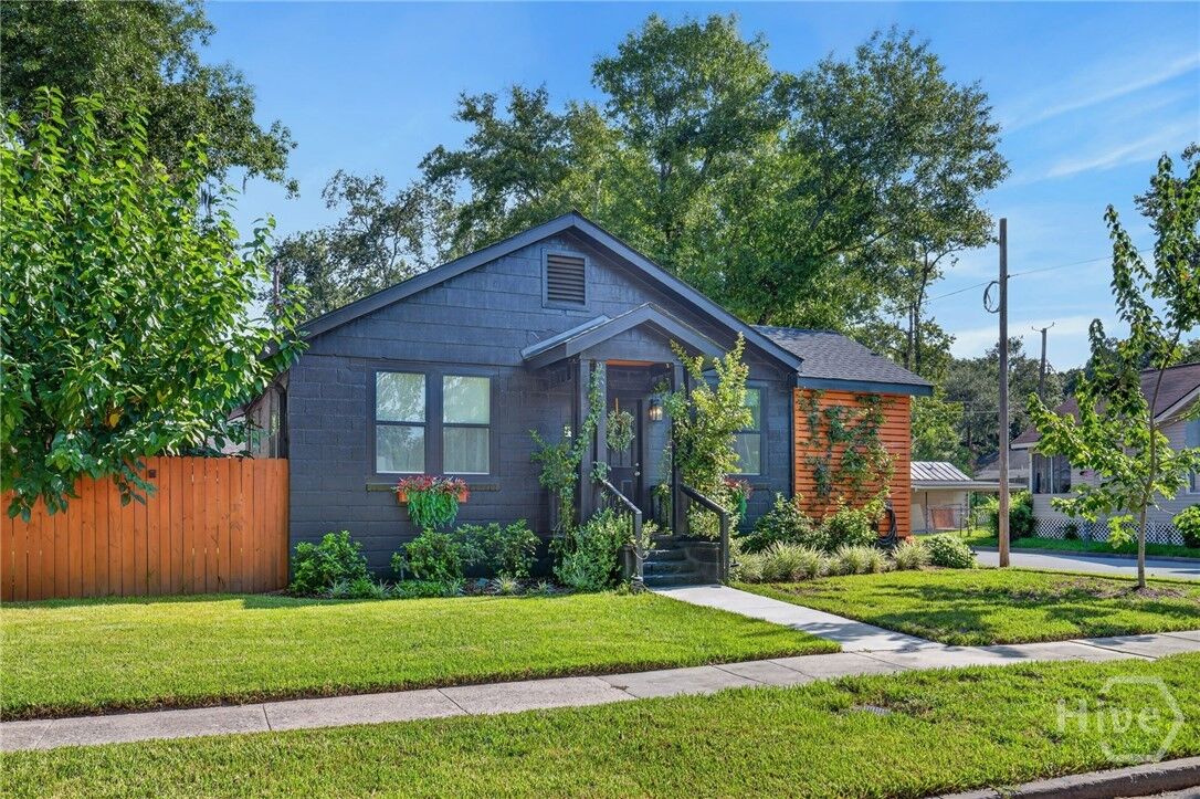 Property Photo:  1332 E 39th &Amp 2205 Ash Street  GA 31404 