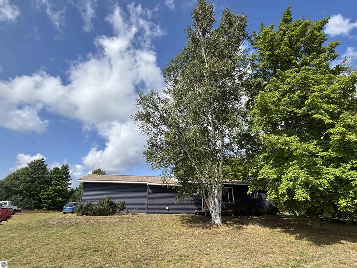 Property Photo: 6105 Meyers Road MI 49646