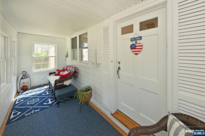 Property Photo:  160 Rock Road  NJ 07506 