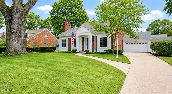 Property Photo: 2352 Densmore Drive OH 43606