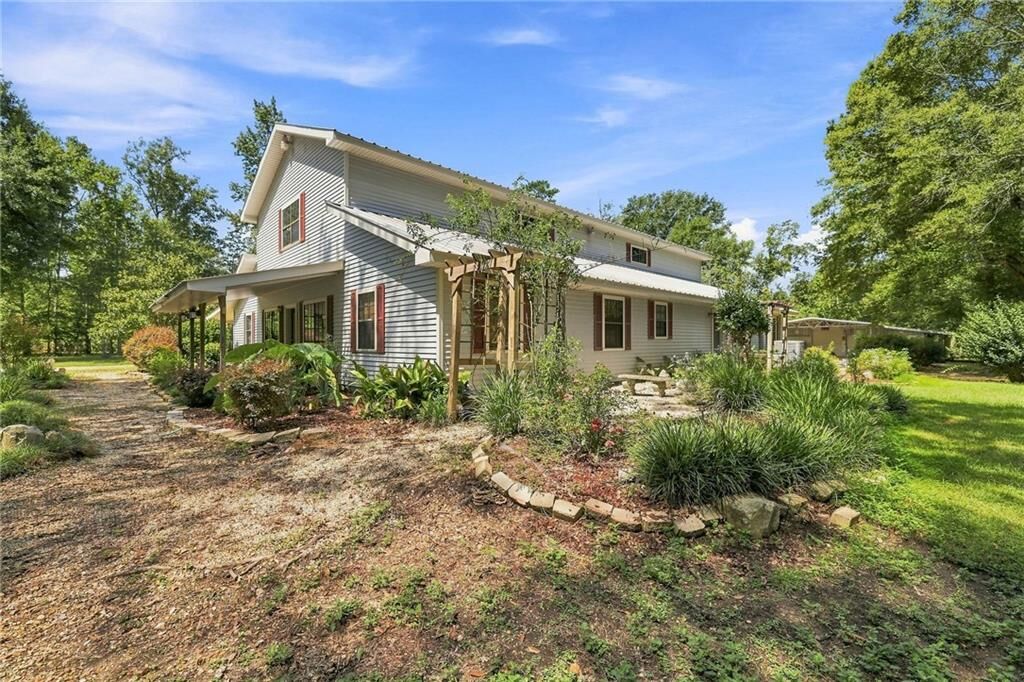 Property Photo: 52146 Harmon Trace LA 70446