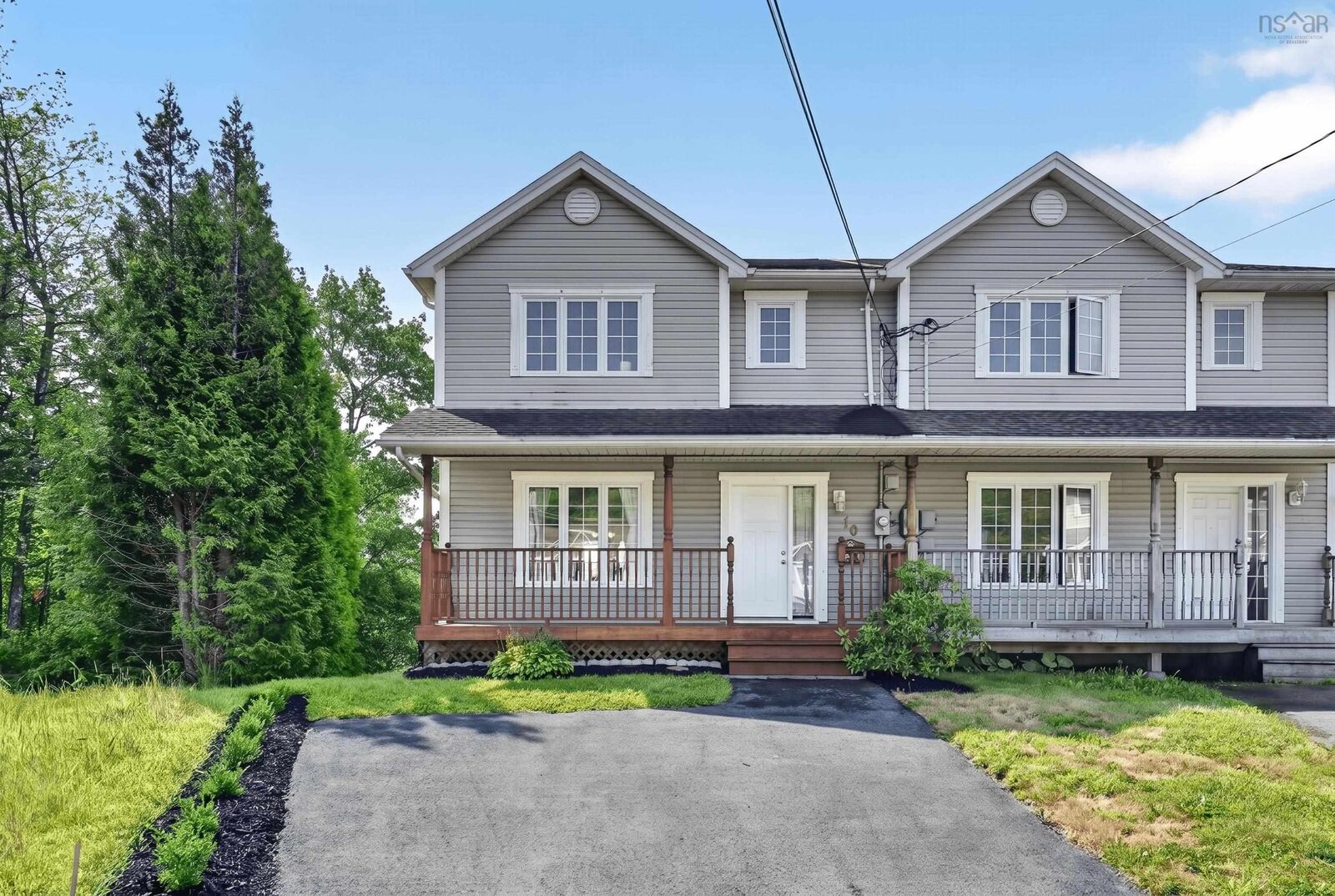 Property Photo: 18 Yarding Court NS B4E 3E5