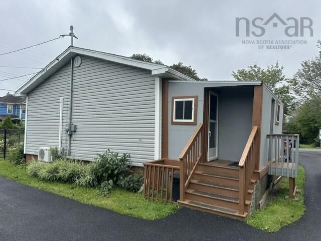 Property Photo:  2064 South Main Street  NS B0K 2A0 