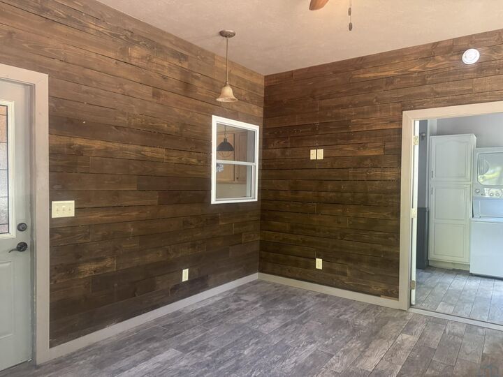 Property Photo: 1121 River Drive IA 51109