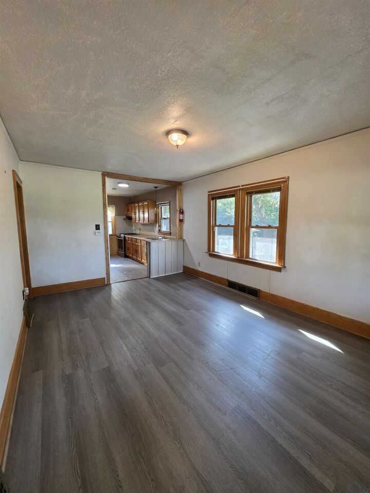 Property Photo:  3006 S Lakeport  IA 51106 