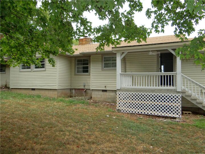 Property Photo:  323 W Shipley Lane  AR 72959 