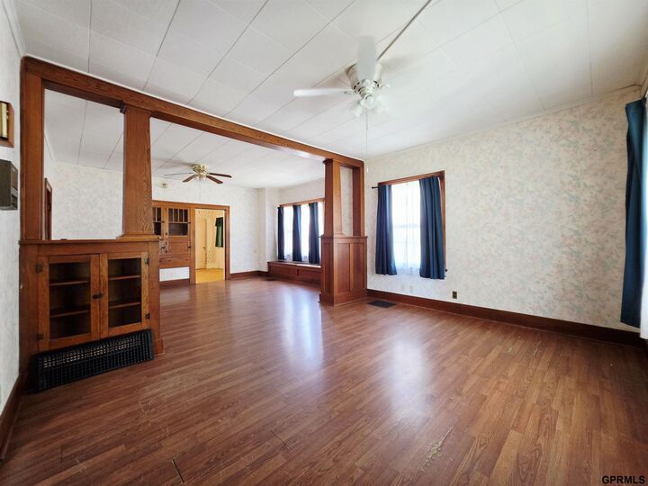 Property Photo: 519 E 7th Street NE 68901