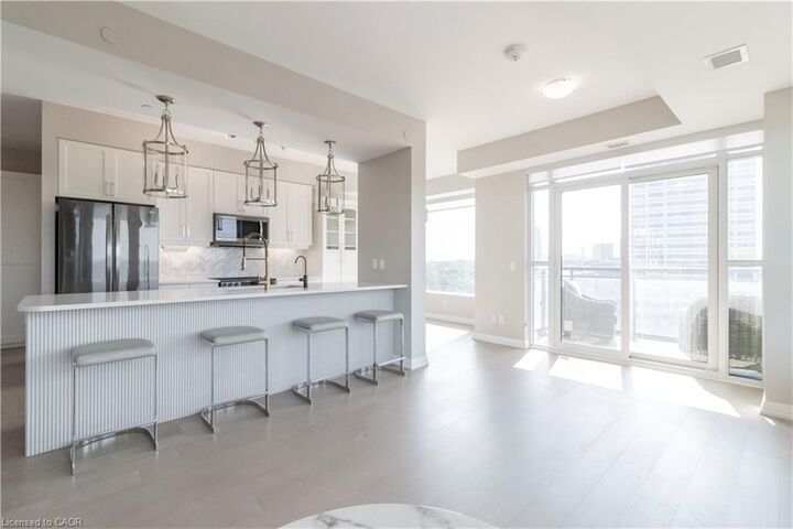Property Photo:  155 Caroline Street S 1009  ON N2L 0J8 
