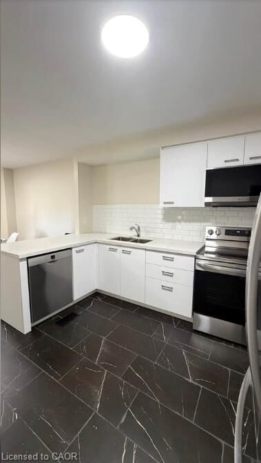 Property Photo:  590 Millbank Drive 18  ON N6E 2H2 