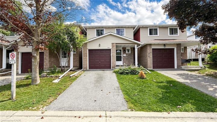 Property Photo: 304 Bluevale Street ON N2J 4G3