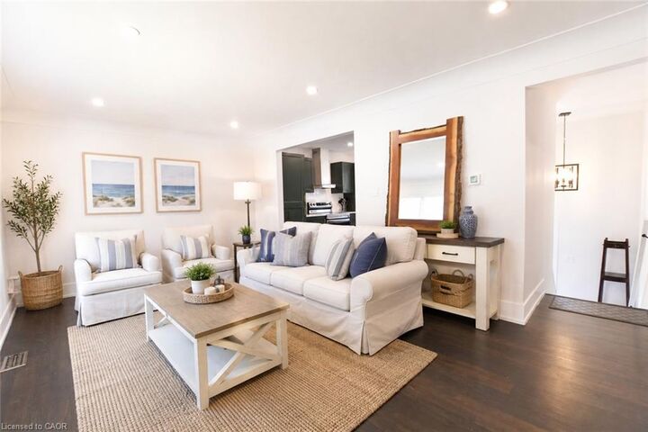 Property Photo: 694 Upper Ottawa Street ON L8T 3T6