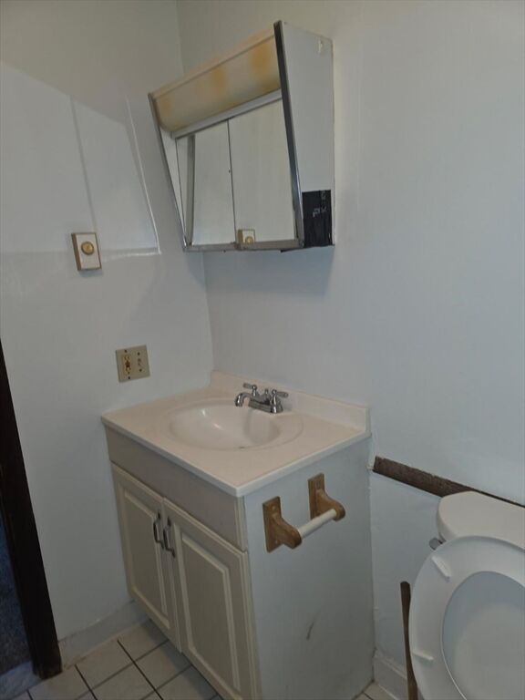 Property Photo: 55-57 South Street 14 MA 01901