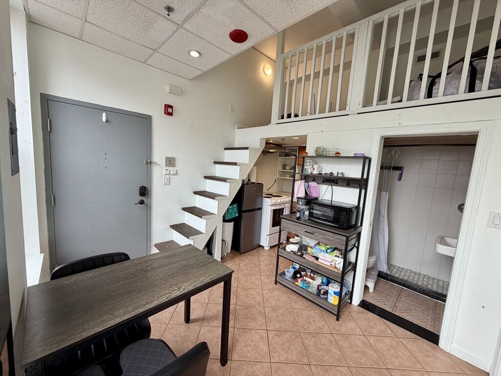 Property Photo:  72 Kneeland 705  MA 02111 