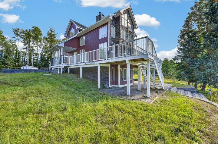 Property Photo: 7311 Township Road 331 AB T0M 1X0