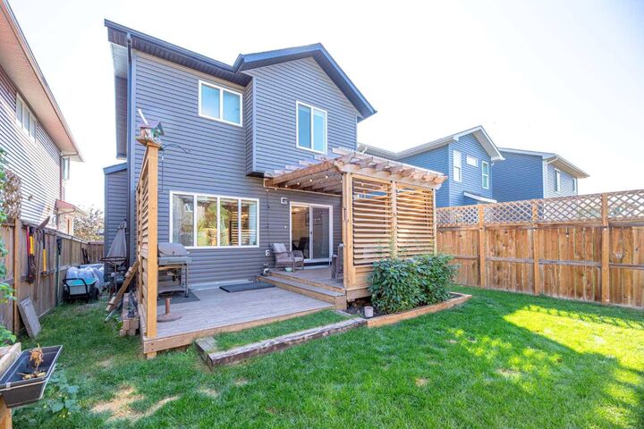 Property Photo: 204 Paint Horse Drive AB T4C 0X1