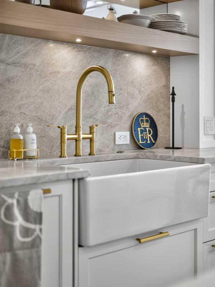 Property Photo: 228 26 Avenue SW 402 AB T2S 3C6