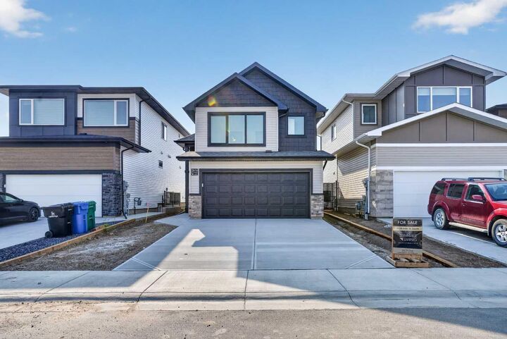 Property Photo: 2616 44 Street S AB T1K 8L6