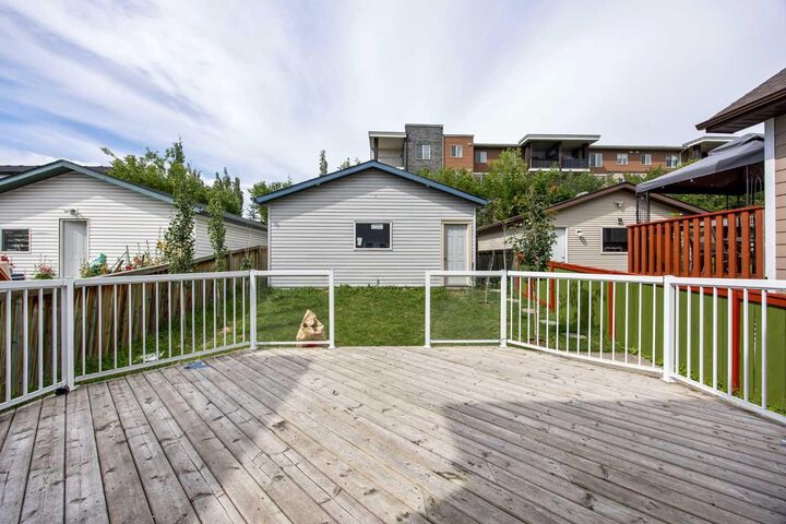 Property Photo: 78 Tarington Place NE AB T3J 4X4