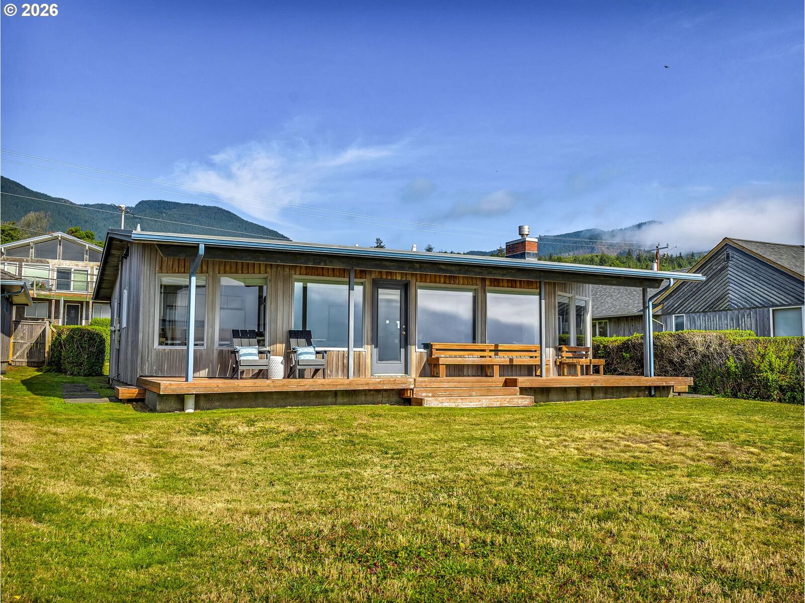Property Photo:  80232 Pacific Rd  OR 97102 