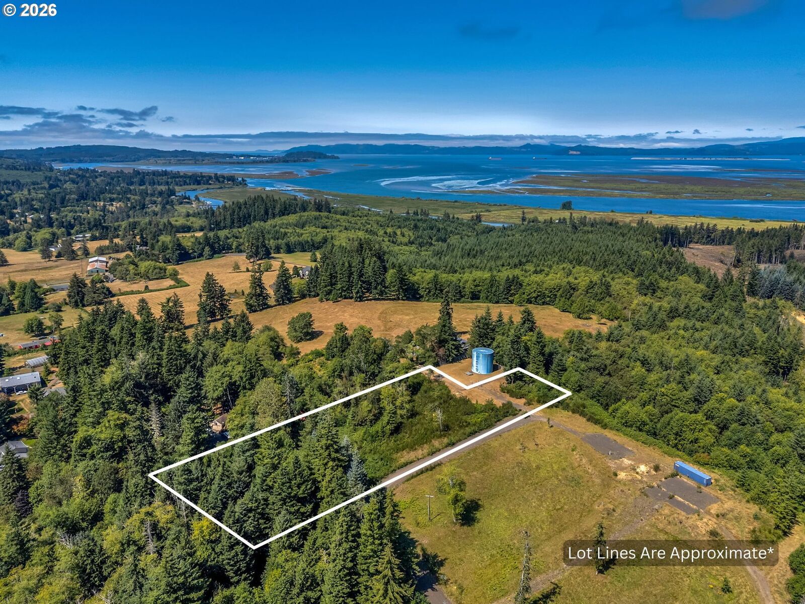 Property Photo: 40812 Gerig Ln OR 97103