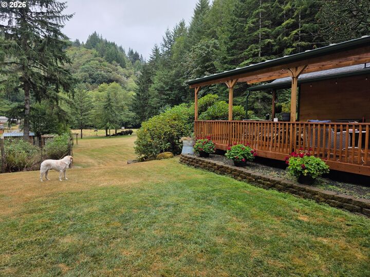 Property Photo: 1860 Oar Creek Rd OR 97467