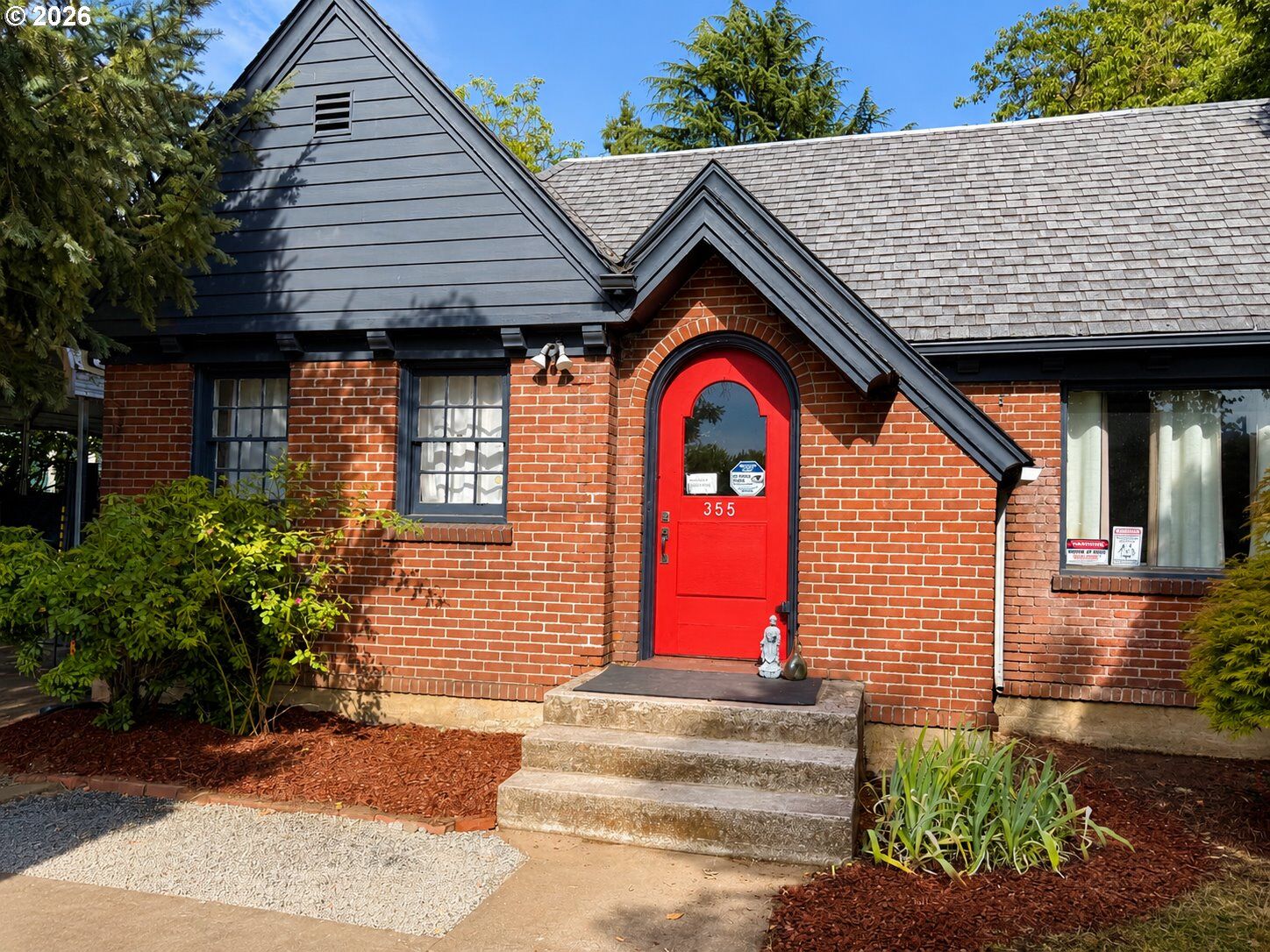 Property Photo:  355 River Rd  OR 97404 