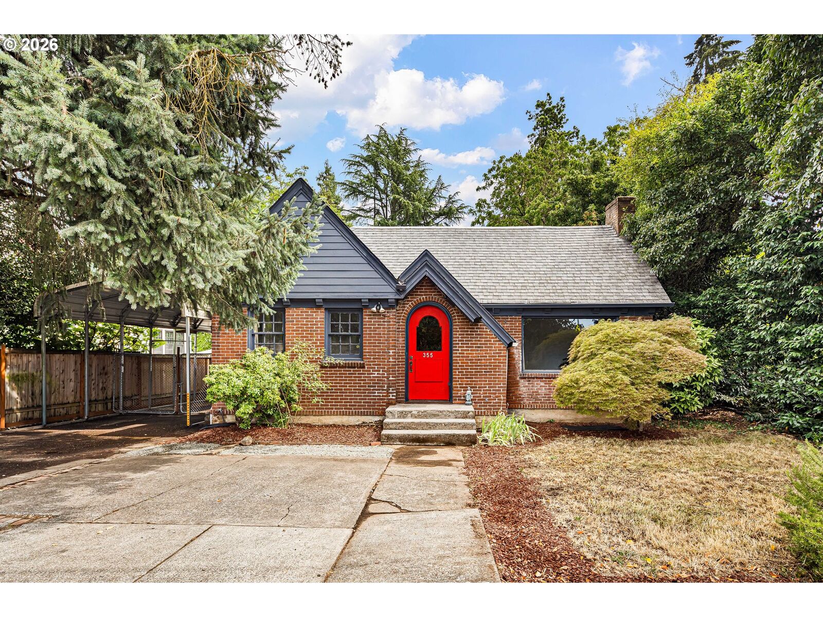 Property Photo: 355 River Rd OR 97404