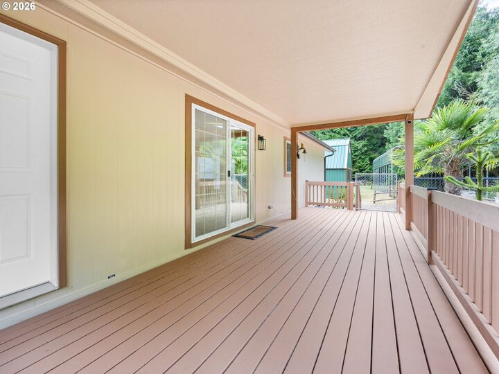 Property Photo:  85199 Dentons Way  OR 97439 