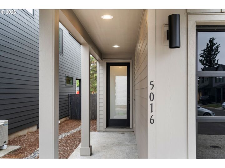 Property Photo:  5016 NE 113th Loop  WA 98686 