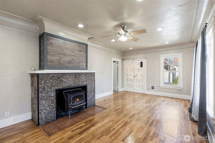 Property Photo:  163 SW Cascade  WA 98532 