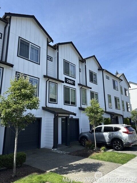 Property Photo: 2007 101st Avenue SE 2 WA 98258