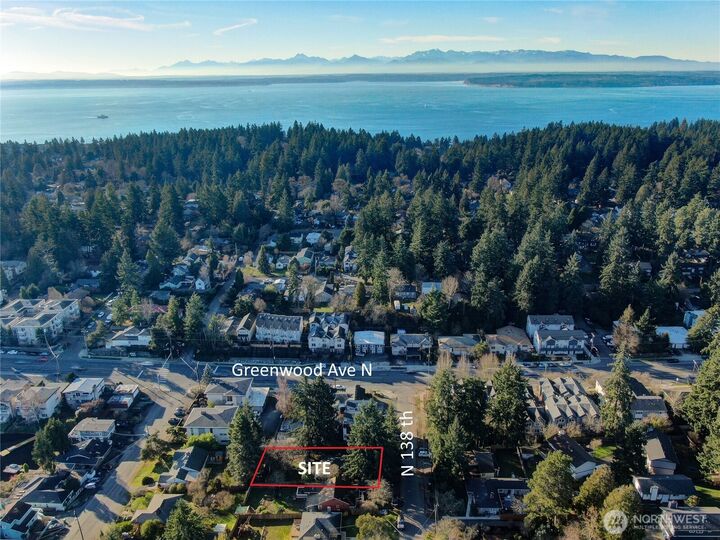 Property Photo:  317 N 138th Street  WA 98133 