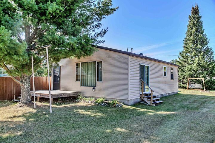 Property Photo:  W11531 US Highway 8  WI 54119 