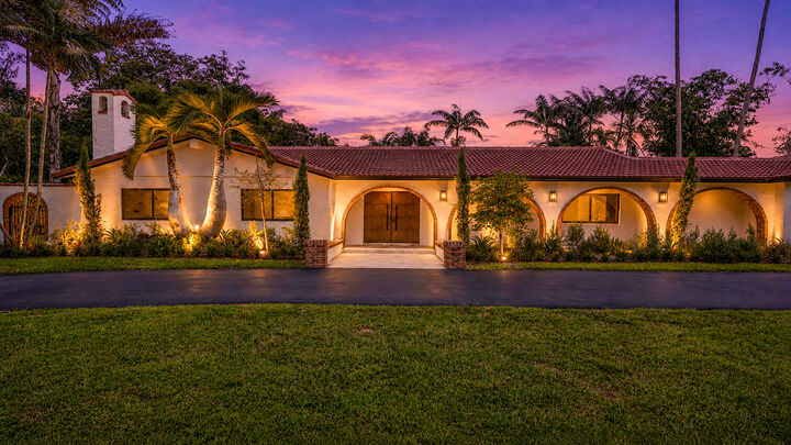 Property Photo: 11851 NW 7th Street FL 33325