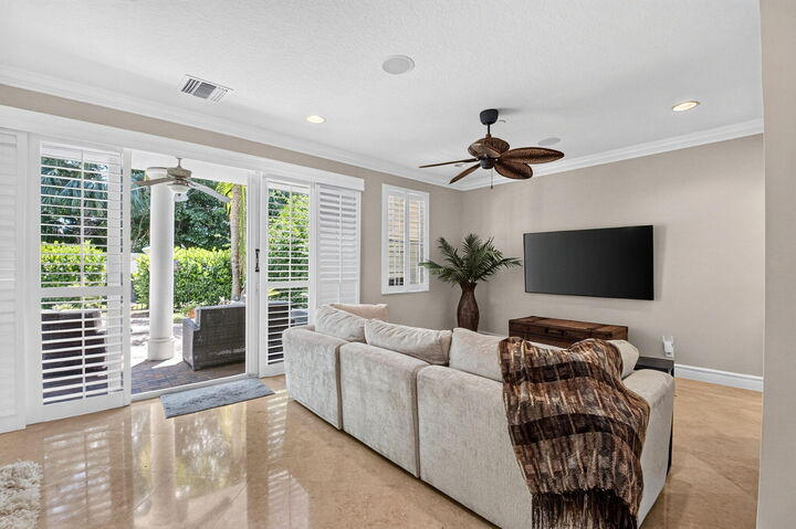 Property Photo: 612 NE Francesca Lane FL 33487