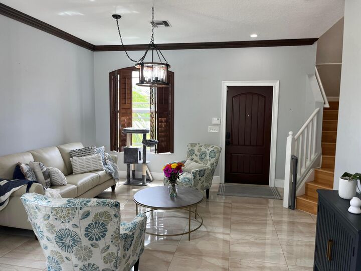 Property Photo: 7576 Savannah Lane FL 33463