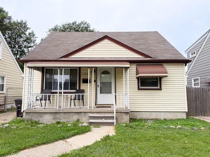 Property Photo:  6464 Weddel Street  MI 48180 