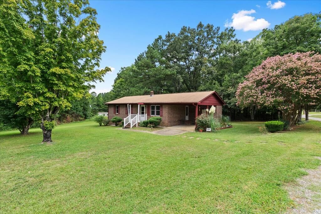 Property Photo:  131 Engle Road  NC 27553 
