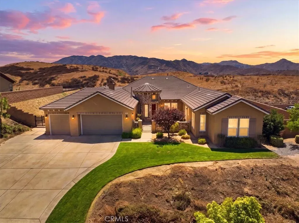 Property Photo: 3086 Crystal Ridge Lane CA 92324