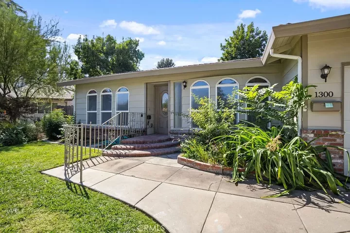 Property Photo: 1300 Kensington CA 95340