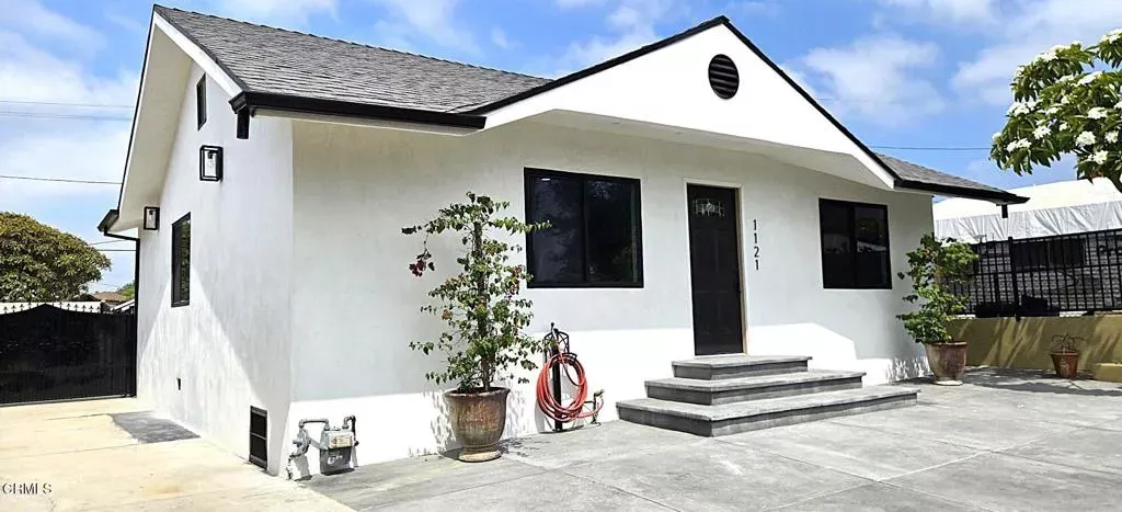 Property Photo:  1121 La Puerta Street  CA 90023 