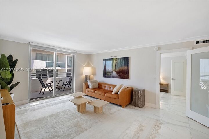 Property Photo: 5555 Collins Ave 16B FL 33140