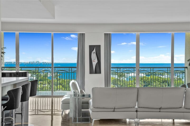 Property Photo: 3400 SW 27th Ave 902 FL 33133
