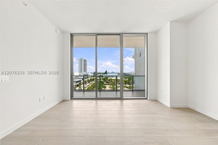 Property Photo: 1400 Biscayne Blvd 708 FL 33132