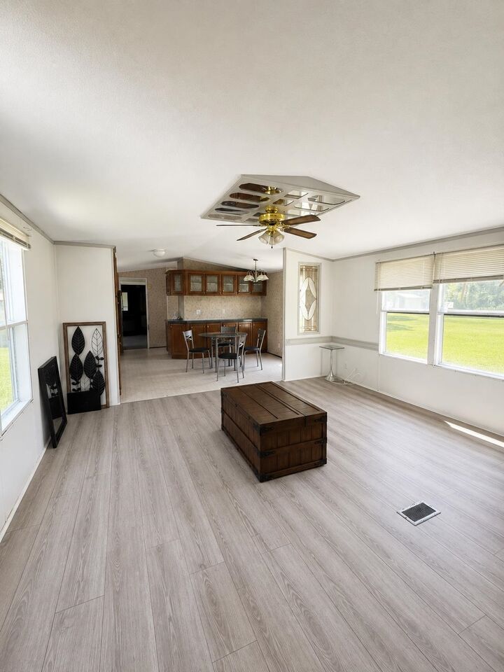 Property Photo: 1719 Western Ave TX 77630