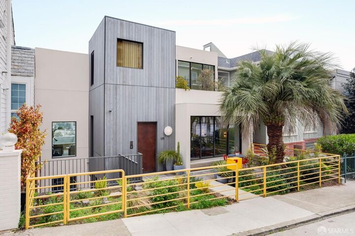 Property Photo: 135 Graystone Terrace CA 94114