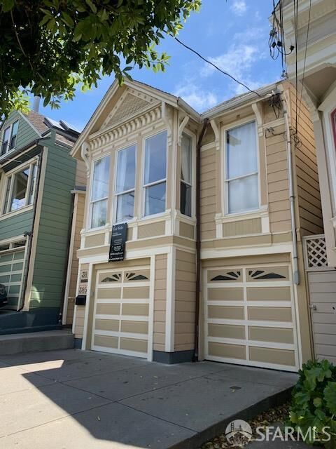 Property Photo: 38-38 1/2 Whitney Street CA 94131